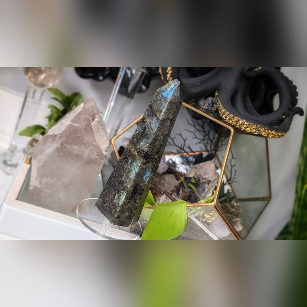 Labradorite Flash Crystal Tower (chipped tip)
